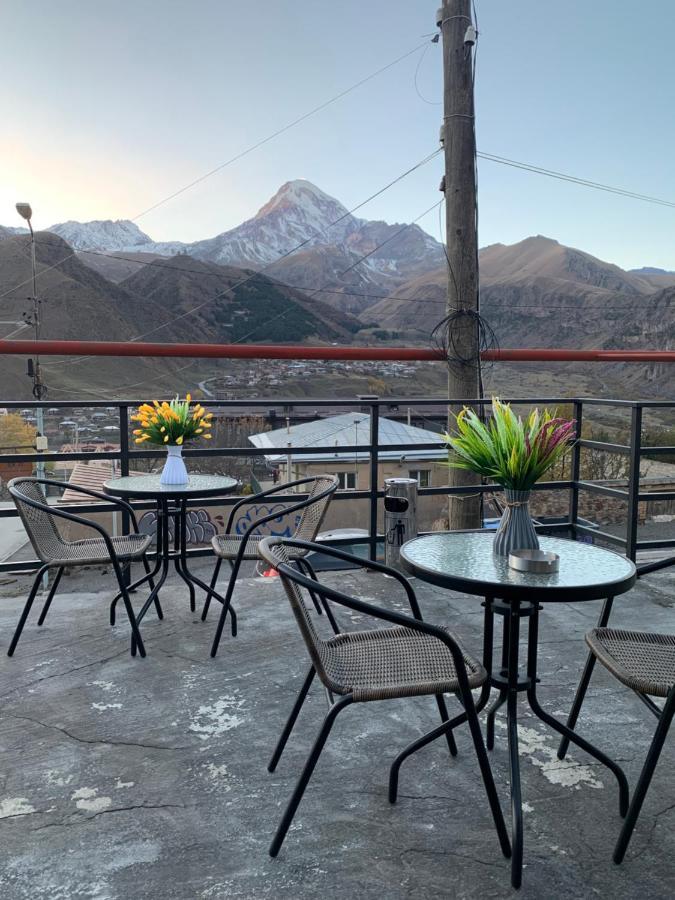 Mate'S Home Kazbegi Exterior foto